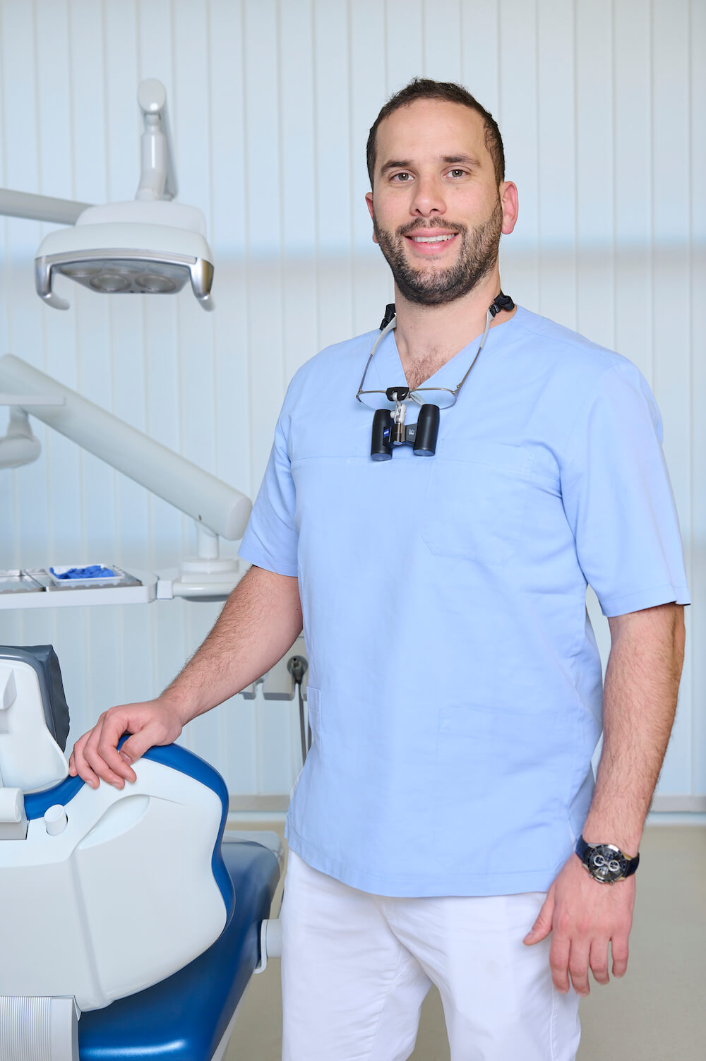 r. Bernard Tóth – Oral Surgeon and Dento-Alveolar Surgery Specialist